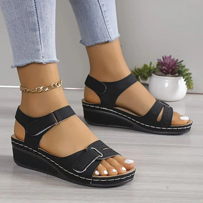 Offene Zehensandalen